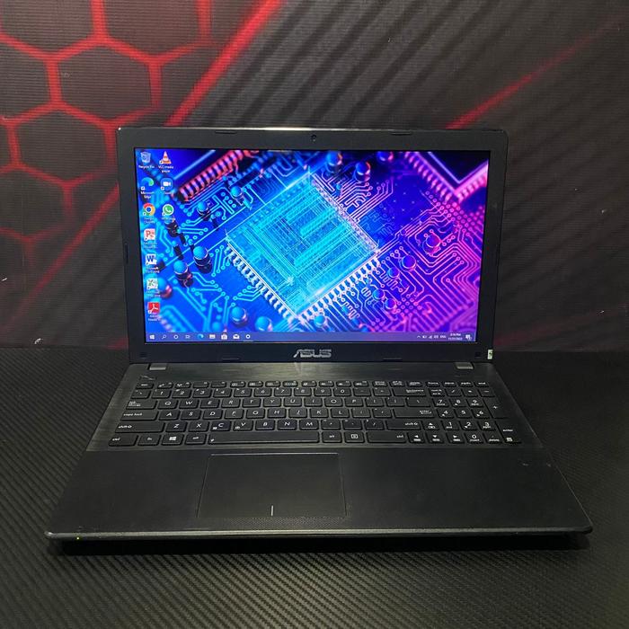 ノートパソコン　ASUS X551CA-3217B ノートパソコン ASUS X551CA-3217B