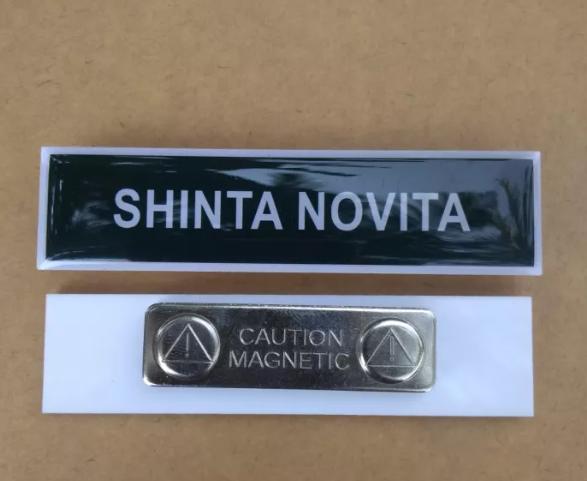 Gambar Name Tag Magnet Kuningan / Name Tag Kuningan Dada / Pin Nama Dada - Stainless, Pin Peniti dari DIGIBOOK PROMOTION SEMARANG undefined Tokopedia