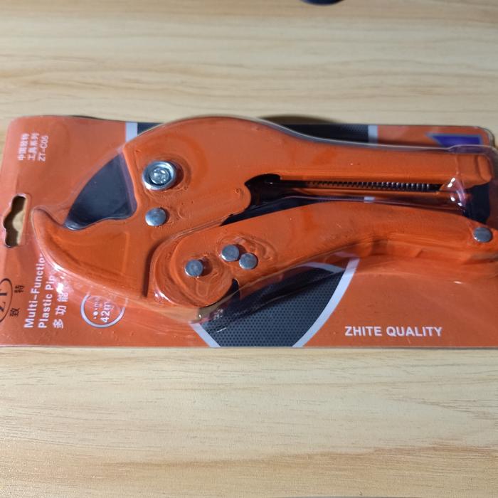 Gambar Gunting Pipa Pvc Alat Pemotong Pipa Pvc Pipe Cutter 42mm. - ZT Body Besar dari gapura tools undefined Tokopedia
