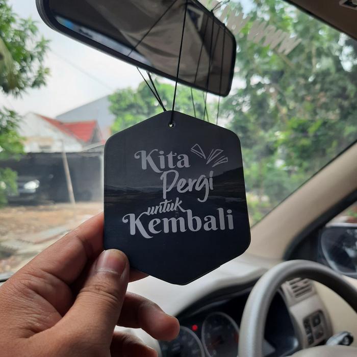 Gambar PARFUM MOBIL DAN RUANGAN DENGAN AROMA PREMIUM PEWANGI DESAIN ISLAMI - Kita Pergi Kmbl, apel dari wismakreasi.id undefined Tokopedia