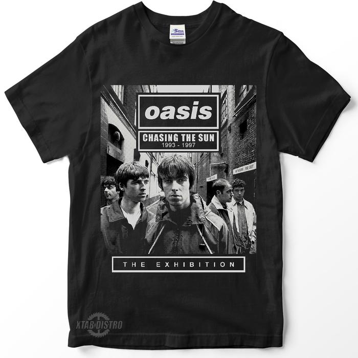 Gambar kaos OASIS CHASING THE SUN kaos band Oasis definitely maybe - M dari Xtab distro new undefined Tokopedia
