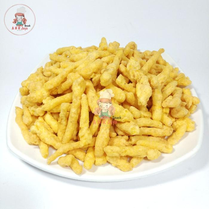 Gambar TWIST JAGUNG RASA BBQ 1KG / CHIKI CHEETOS TWIST RASA JAGUNG BAKAR - Twis bbq, 500gr dari AHR Jaya Snack undefined Tokopedia