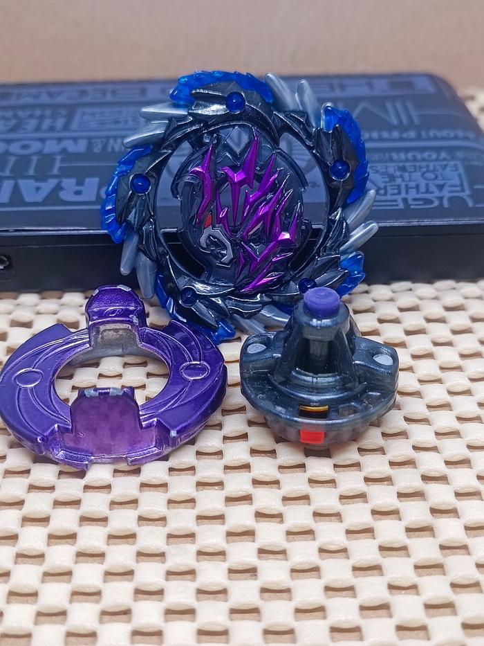 Gambar Beyblade Burst - Shining/ Shadow Amaterios Series - Shining2 dari Leandsustore undefined 3 Tokopedia