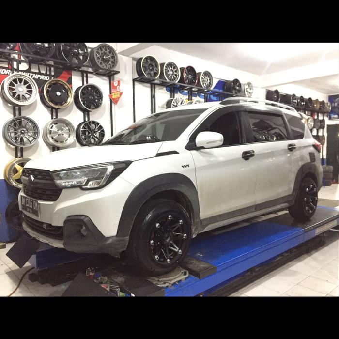 Gambar modifikasi suzuki xl7 menggunakan velg r15 offroad jdm dari NETIZEN velg makassar undefined Tokopedia
