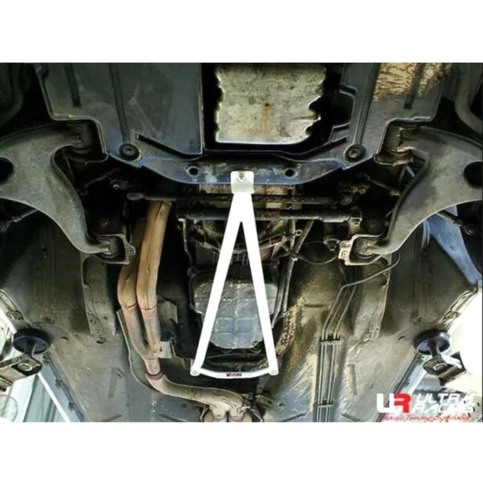 Gambar ULTRA RACING Chasis Tuning MERCEDES BENZ-W124 (E-Class) - FRONT LOWER(3P) dari SMAUTOSPORT undefined Tokopedia
