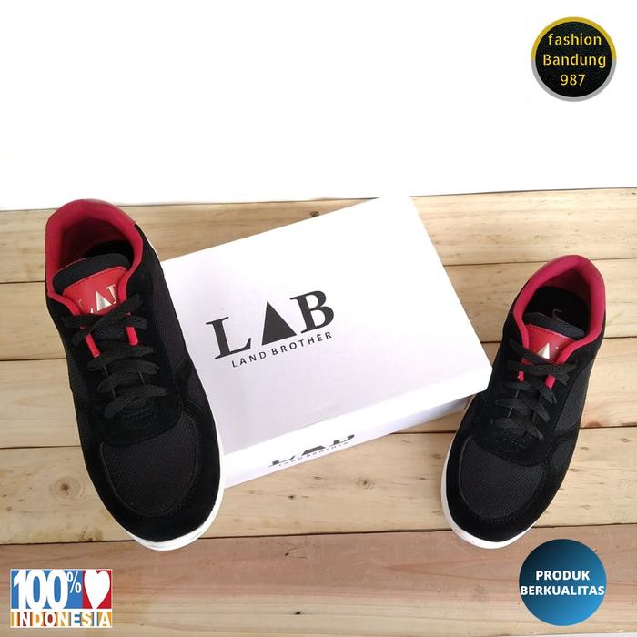 Gambar sepatu safety sporty sneaker terbaru - Hitam, 41 dari Fashion Bandung 987 undefined Tokopedia