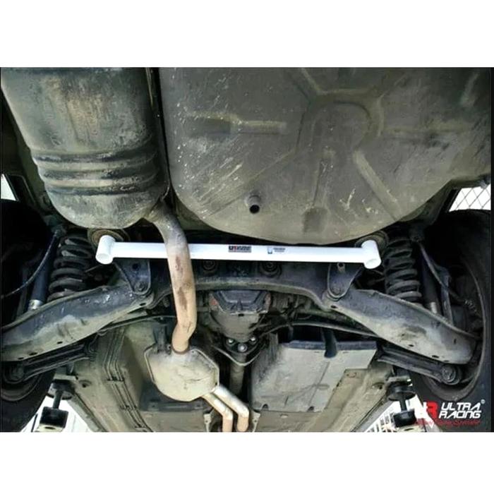 Gambar ULTRA RACING Chasis Tuning MERCEDES BENZ-W124 (E-Class) - REAR LOWER (2P) dari SMAUTOSPORT undefined Tokopedia