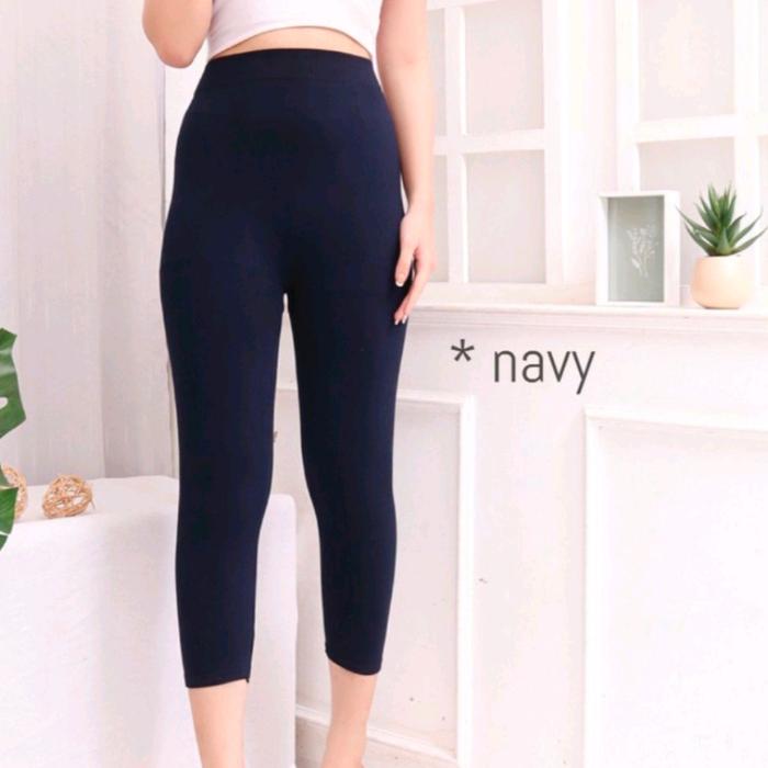 Gambar legging 7/8 import - navy dari krogers undefined Tokopedia