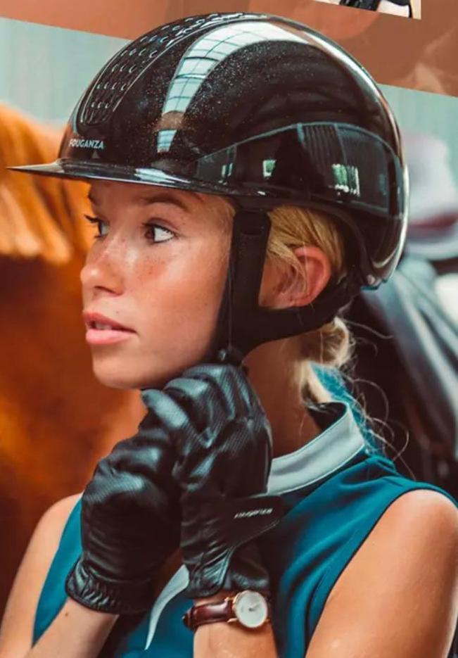 Gambar Equestrian Riding Helmet Fouganza dari Gamma Equestrian Shop undefined Tokopedia