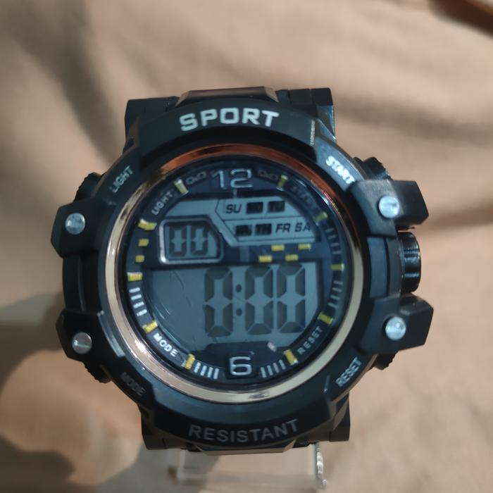 Gambar Jam Tangan Sport Digital Fashion Pria - Water Resistant - Cream dari Hazan_store undefined Tokopedia