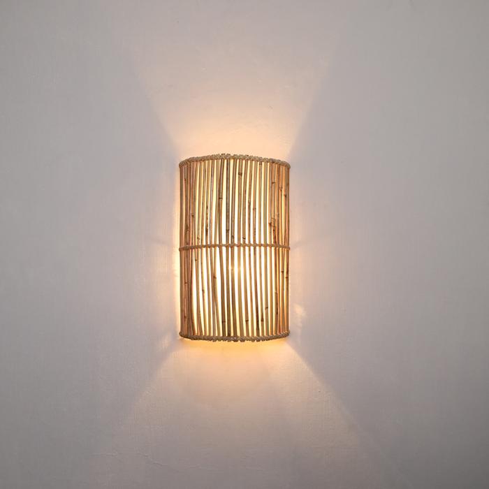 Gambar Lampu Dinding Hiasan Rotan - Wall Rotan Lamp - Medium dari Gubuk Bali undefined Tokopedia