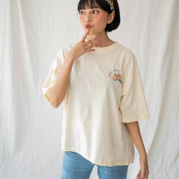 Gambar PLANTED T-SHIRT MYRUBYLICIOUS - CREAM dari MYRUBYLICIOUS COLLECTIONS undefined Tokopedia