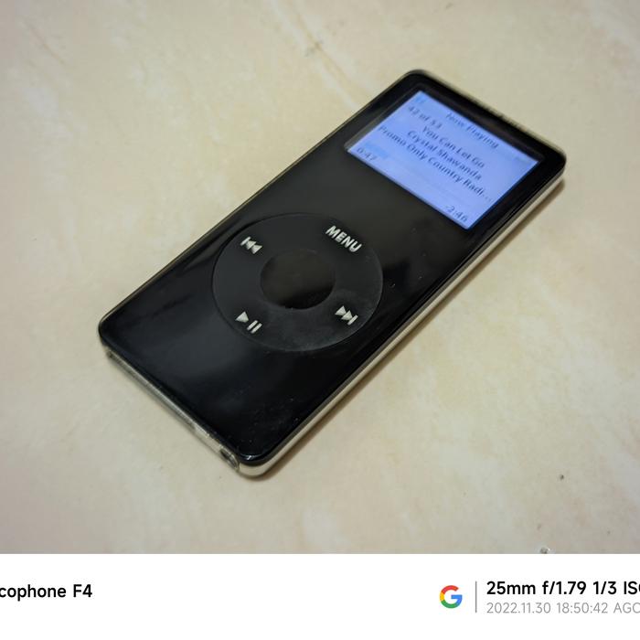 iPod nano 黒 第1世代 1GB b