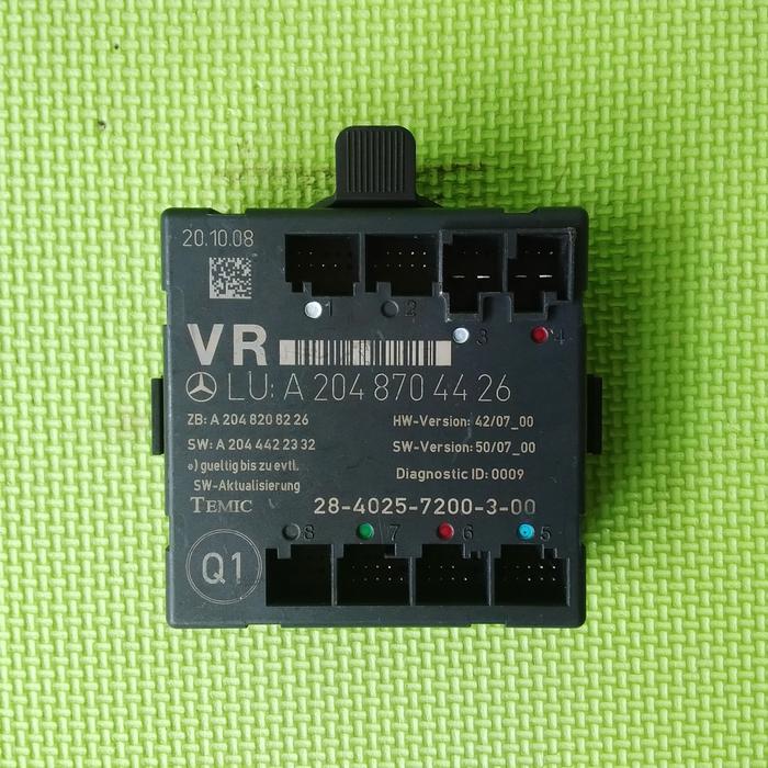 Gambar Mercedes W204 Door Control Module Modul Pintu Mercy Seri C CEK NO PART - DEPAN KANAN dari Mobil Bener undefined Tokopedia