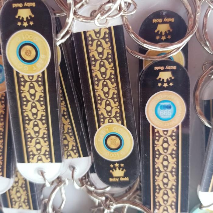 Gambar GANTUNGAN KUNCI BABY GOLD 0.001 GRAM EMAS MINI LOGAM MULIA - Black dari Galeri tukuemas undefined Tokopedia
