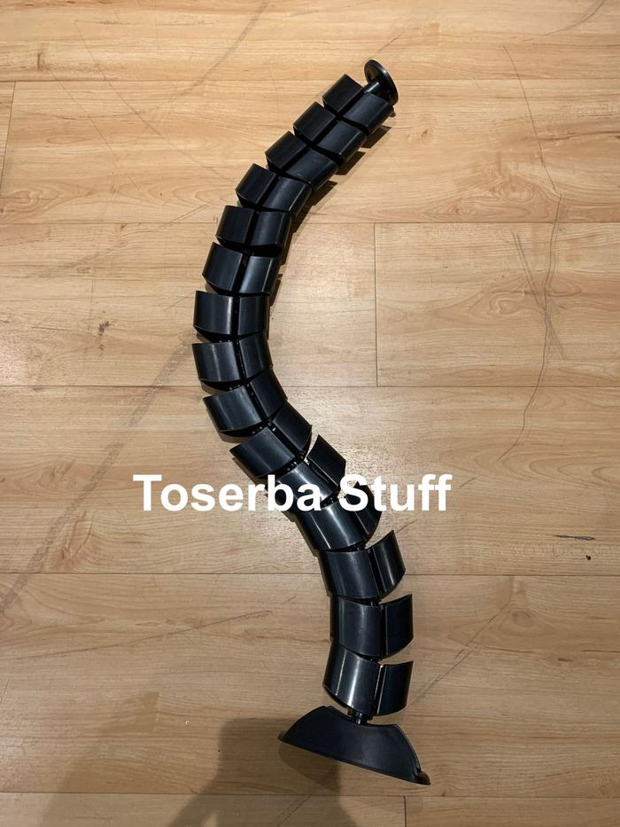 Gambar SNAKE CABLE BELALAI GAJAH JALUR KABEL DUCT SPIRAL MEJA KERJA KANTOR Hitam Silver Putih - Hitam dari TOSERBA STUFF undefined Tokopedia