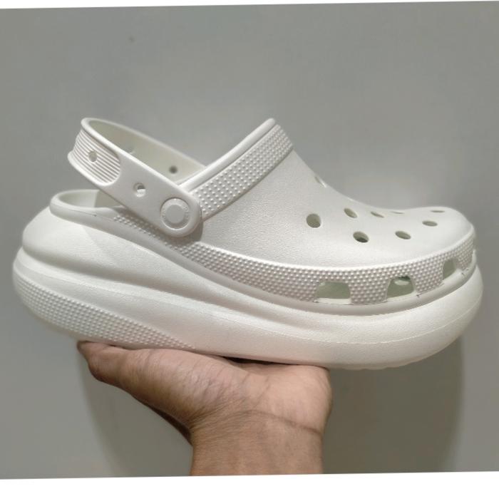 Gambar Sandal Crocs Classic Crush Clog Original - Hitam, W8 dari Djsstore30Q undefined 5 Tokopedia