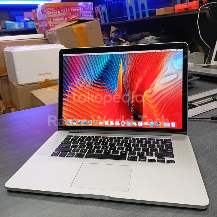 Jual MacBook pro retina mid 2015 core i7 2.8 GHz 15 inch SSD 512GB