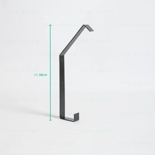 Gambar Tempat Helm Rak Besi/Rak Gantung-Dinding Tempat Jaket Motor Hitam - Hitam dari DecorAntik undefined Tokopedia