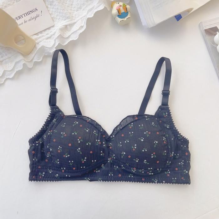 Gambar Bra Push Up Tanpa Kawat Wanita Bikini Sport Beha Lingerie Korea flower - Hitam, 32 dari Miss Curiosity. undefined Tokopedia