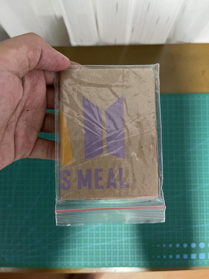 Gambar MCD MCDonald x BTS Paper Bag ORIGINAL NEW dari Yangpastiamanah undefined Tokopedia