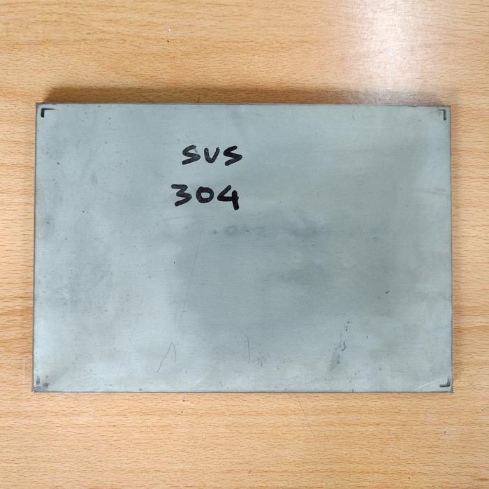 Gambar Plat Stainless 1,2mm (304) | Plat Stainless Steel Potongan per cm - Kotak dari msmetalindo undefined Tokopedia