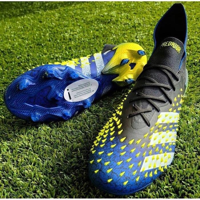 Gambar Sepatu Sepak Bola Adidas Predator Freak 1. LFG Original Boost Football - Blue Freak Sz40 dari BTSports12 undefined Tokopedia