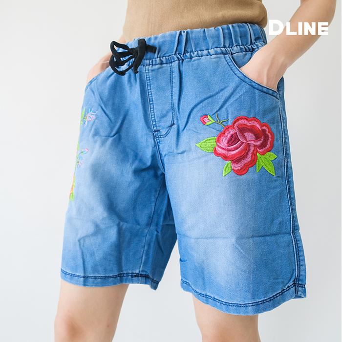 Gambar DLINE - Celana Pendek Jeans Bordir - Eve Shorts - Biru Muda - Printed Hotpants Short Pants Jeans Denim Wanita Fit Panjang Putih - Biru Medium, L dari DLINE OS undefined Tokopedia