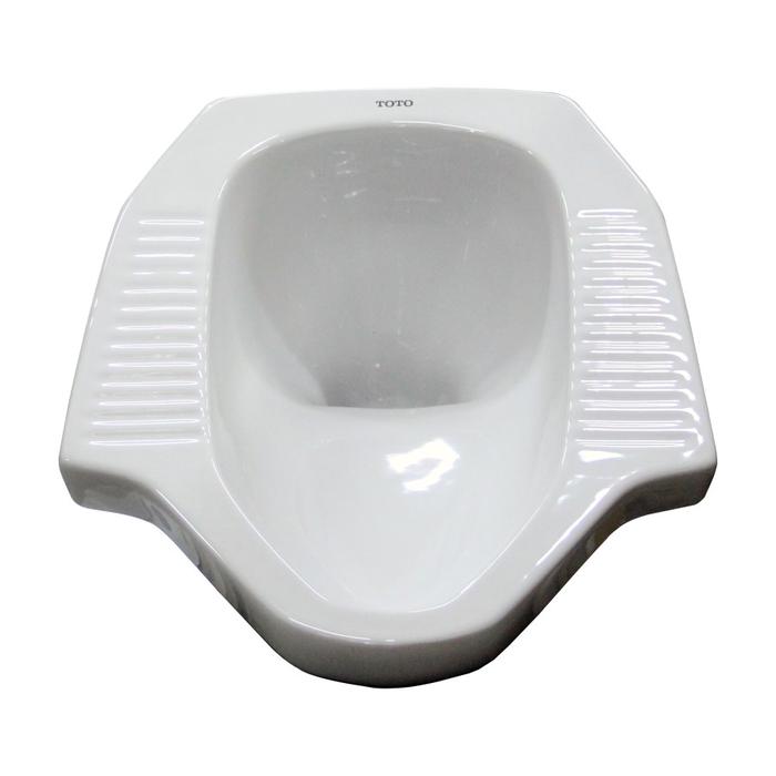 Gambar CLOSET / KLOSET JONGKOK / TOILET SQUAT TOTO CE 7 / CE7 PUTIH - WHITE dari Super Bangunan Abadi undefined Tokopedia