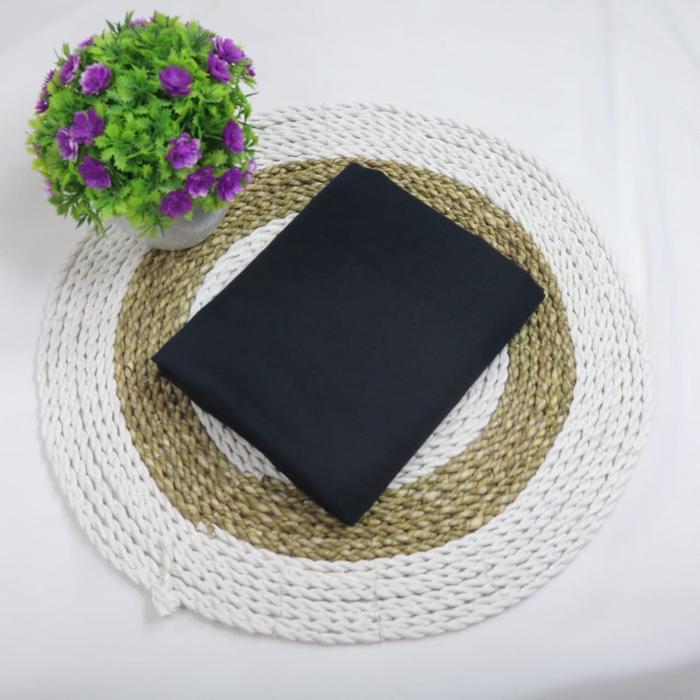 Gambar Jilbab Paris Premium Voal Hijab Segi Empat Paris Voal Premium - Hitam dari Rupha Style undefined Tokopedia