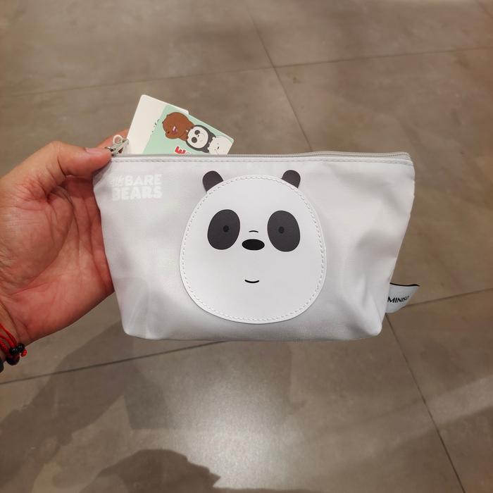 Gambar MINISO  Pouch Kosmetik Trapezoid We Bare Bears 5.0 (sz.21x5x12cm) - Panda dari LEELOUF Shop undefined Tokopedia