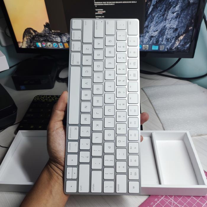 Gambar Apple Magic Keyboard 2nd Gen Ori - Putih dari Moekomputer undefined Tokopedia