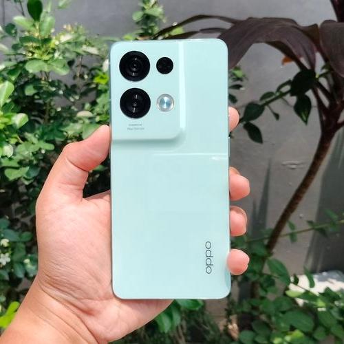 Gambar oppo reno 8 pro 5g 12/256 - Hijau dari Mywearing undefined Tokopedia