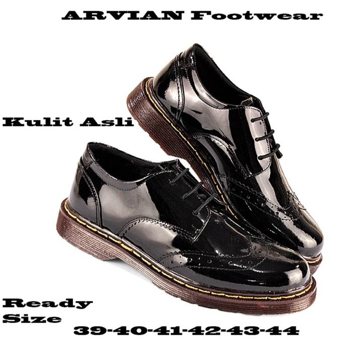 Jual Martens Black Glossy R-0411 Sepatu Formal Pria Low Boots