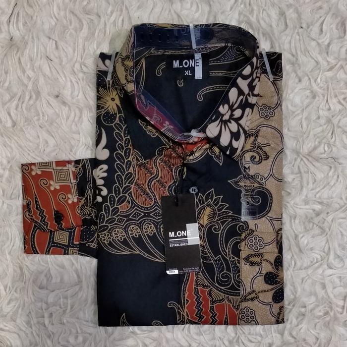 Gambar kemeja batik pria lengan panjang slim fit bahan katun - 2, M dari jeansshopplg undefined Tokopedia