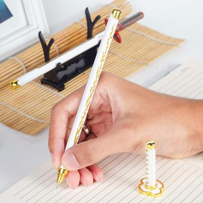 Gambar Pulpen anime demon slayer Zenitsu Sword Pen pena alat tulis viral 20cm - Zenitsu dari STARR BERKAH undefined Tokopedia