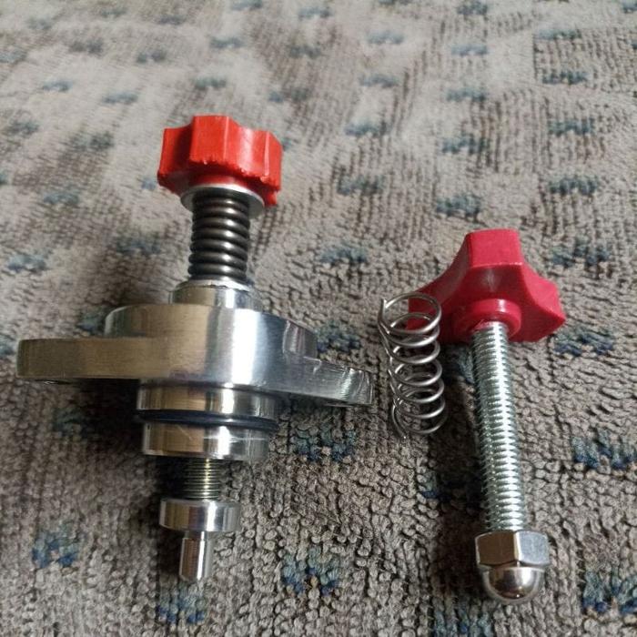 Gambar Idle Manual ISC/IACV Pengatur Langsam Benelli/Keeway Injeksi - Merah, MOTOBI 200 EFI dari WAAYYY racing store undefined Tokopedia