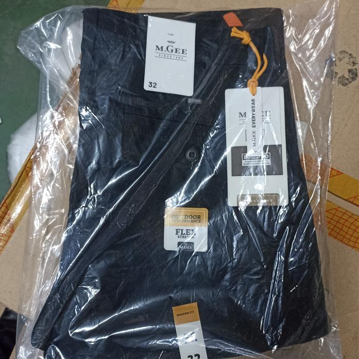 Gambar Celana panjang chinos pria Original MGEE FORZA-S C014 BLACK - Hitam, 40 dari Mgbdgstore undefined Tokopedia