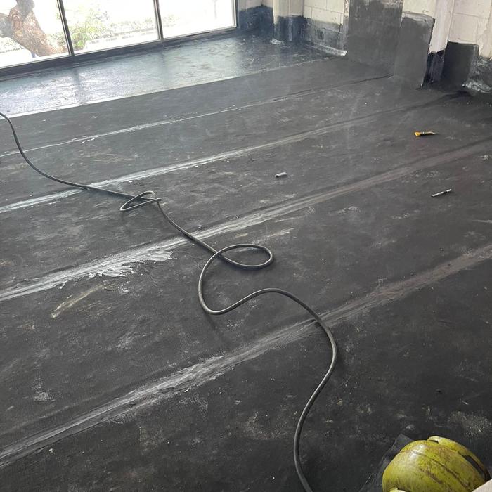 Gambar waterproofing membrane bakar seluruh Indonesia dari dokteratap undefined Tokopedia