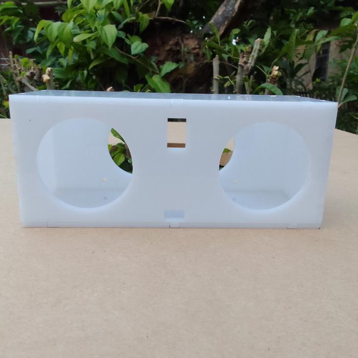 Gambar Box speaker 2 inch akrilik 3mm 15x6x6cm - Putih dari Cahaya Karawang undefined Tokopedia