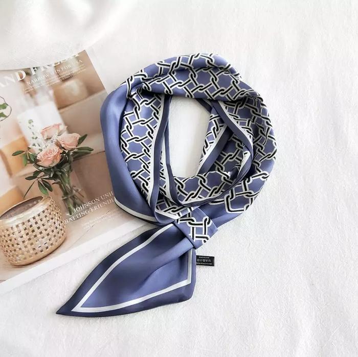 Gambar Syal scarf scarves shawl leher wanita silk halus - Biru Muda dari Misscha Shops undefined Tokopedia