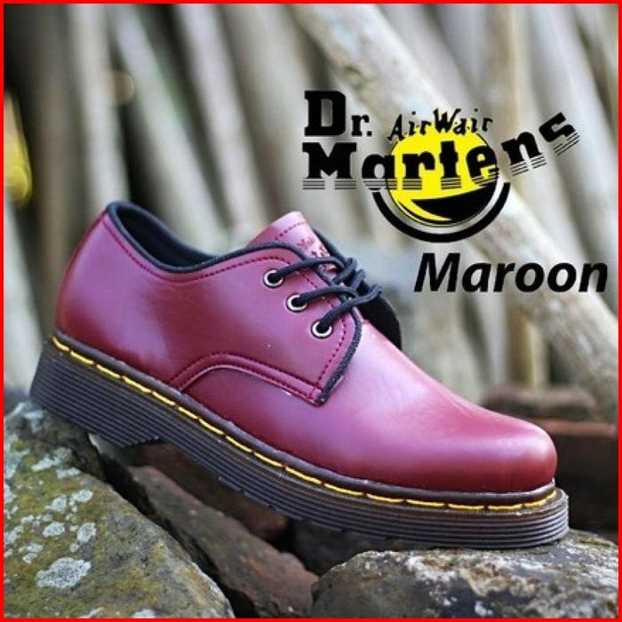 Sepatu Dr Martens Low Maroon Coklat Hitam Kulit Low Boots Formal Pria