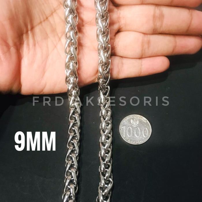 Gambar Kalung Rantai Pria Titanium Silver Besar - 9mm, 70 cm dari FRD Aksesoris undefined Tokopedia