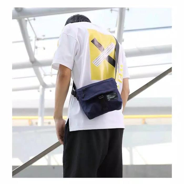 Gambar Tas Selempang pria PUSHOP Tas casual Pria Daniel - Navy dari Pushop Official Store undefined Tokopedia
