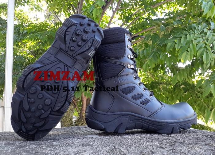 Stockcake Pink Poodle Pet Salon Sepatu 511 511 Army Boots 511