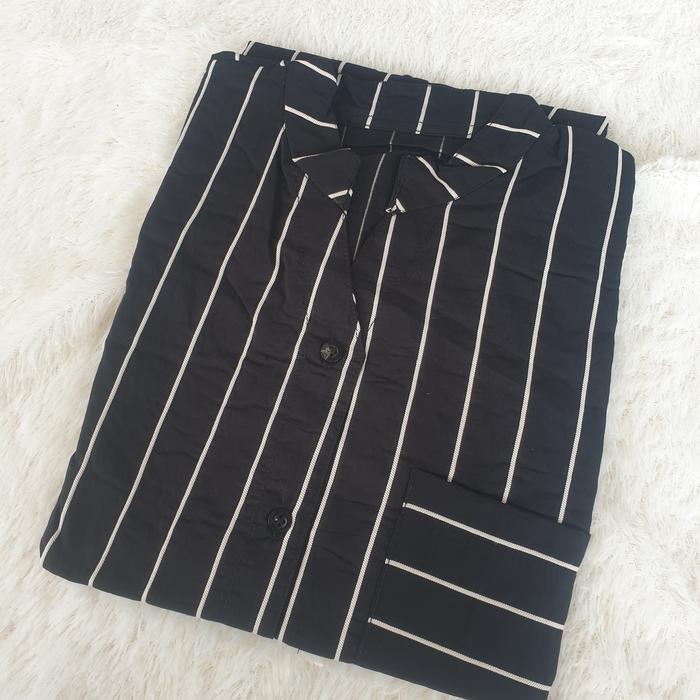 Gambar Kemeja Atasan Tunik Wanita Oversized  Garis Linen Panjang - Erica - Black dari SUJIE ID undefined Tokopedia