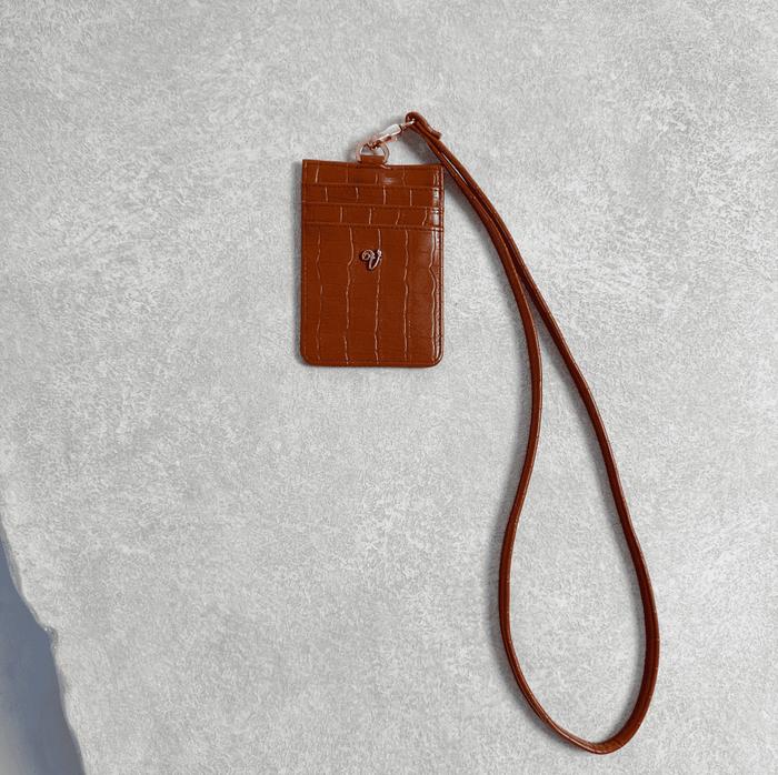 Gambar Vizzano Name Tag ID CARD HOLDER LANYARD - TAN CROCO dari Vizzano Indonesia undefined Tokopedia
