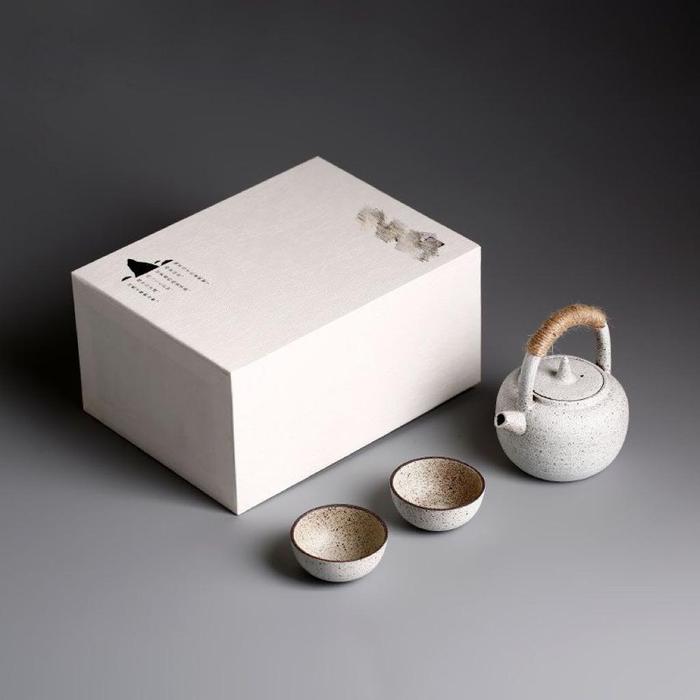 Gambar Tea pot set Teko teh teko keramik souvenir imlek - One pot2 whiteB dari woo.jia undefined Tokopedia