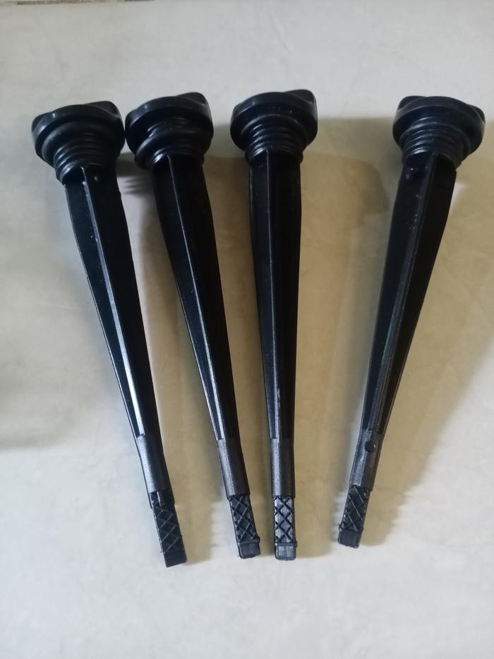 Gambar Colokan Oli Mesin /Tutup Oli Atas /Stick Tutup oli Astrea/Grand/Supra - Hitam dari Ochi Part undefined 3 Tokopedia