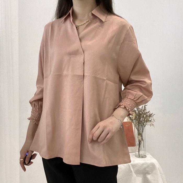 Gambar KARA V-Neck Blouse with Collar / Atasan Wanita Kantor Casual Lengan Ka - Nude, Big Size dari bellsandfrills undefined Tokopedia